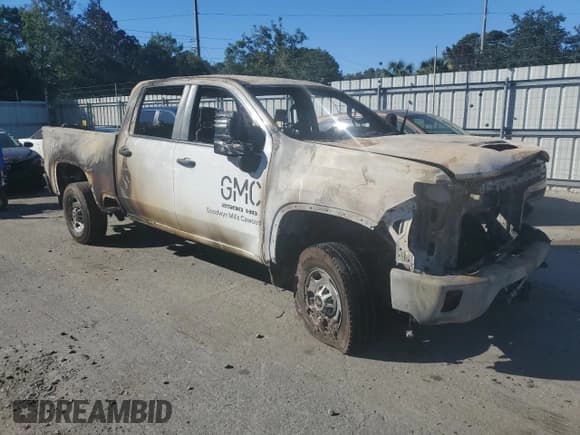 ✅ 2025 Chevrolet Silverado 2500HD • VIN: 2GC4KLE78S1119229 • Lot: 87263005. Wystawiony na Copart z przebiegiem Nie podano. Bezpłatny archiwum sprzedaży aukcyjnych z USA i szczegółowy raport historii pojazdu na DreamBid. Zdjęcie 4.