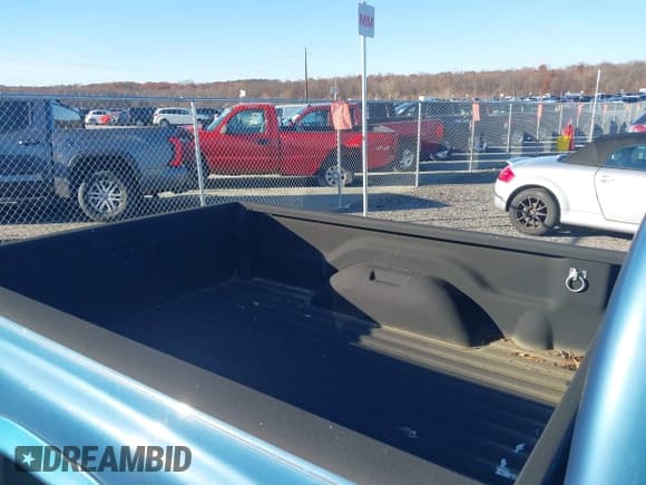 ✅ 2004 Dodge Dakota • VIN: 1D7FL16K54S679912 • Lot: 43684515. Wystawiony na IAAI z przebiegiem 190 001 mil. Bezpłatny archiwum sprzedaży aukcyjnych z USA i szczegółowy raport historii pojazdu na DreamBid. Zdjęcie 8.