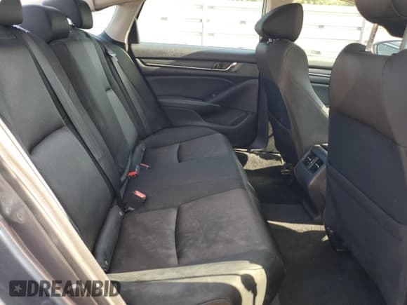 ✅ 2018 Honda Accord EX • VIN: 1HGCV3F42JA015185 • Лот: 69631945. Опубликован ранее на Copart с пробегом 108 070 миль. Бесплатный доступ к архиву аукционных продаж из США и подробный отчёт об истории автомобиля на DreamBid. Изображение 10.