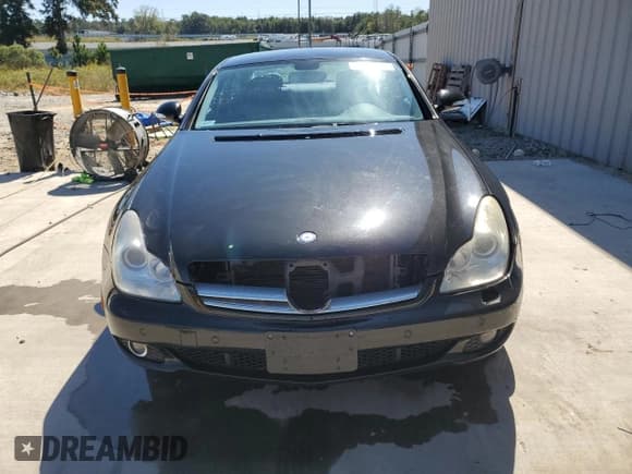 ✅ 2006 Mercedes-Benz CLS 500 • VIN: WDDDJ75X06A071902 • Лот: 84440955. Опубликован ранее на Copart с пробегом 113 063 миль. Бесплатный доступ к архиву аукционных продаж из США и подробный отчёт об истории автомобиля на DreamBid. Изображение 5.