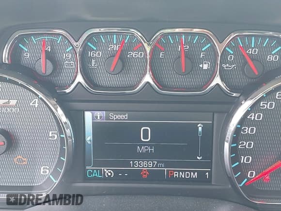 ✅ 2015 Chevrolet Silverado 2500HD LT • VIN: 1GC2KVEG2FZ533591 • Lot: 42689674. Wystawiony na IAAI z przebiegiem 133 697 mil. Bezpłatny archiwum sprzedaży aukcyjnych z USA i szczegółowy raport historii pojazdu na DreamBid. Zdjęcie 15.