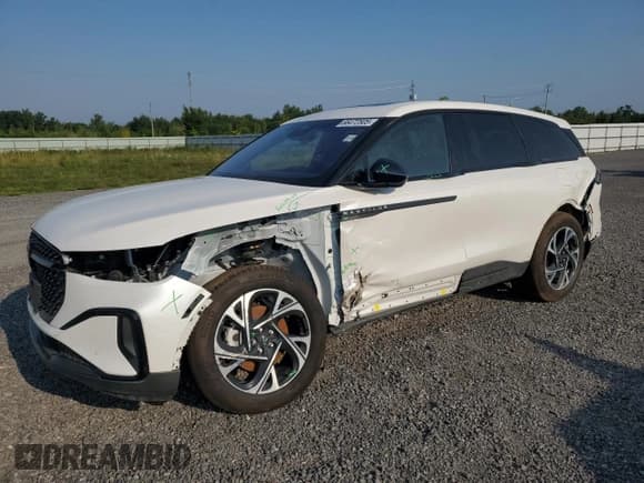 ✅ 2025 Lincoln Nautilus Premiere • VIN: 5LMPJ8J42SJ882001 • Лот: 66472505. Опубликован ранее на Copart с пробегом 4 468 миль. Бесплатный доступ к архиву аукционных продаж из США и подробный отчёт об истории автомобиля на DreamBid. Изображение 1.