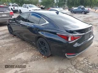 ✅ 2021 Lexus ES 300h • VIN: 58ADA1C12MU001713 • Lot: 43713721. Listed on IAAI with 83,816 mi. Free auction sales archive from the USA and detailed vehicle history report at DreamBid. Image 3.