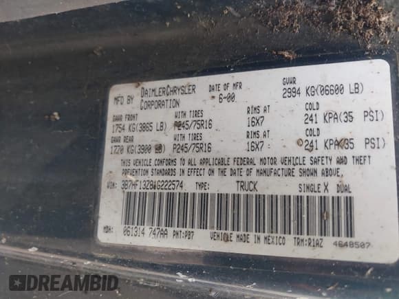 ✅ 2001 Dodge 1500 • VIN: 3B7HF13Z81G222574 • Lot: 43644006. Wystawiony na IAAI z przebiegiem Nie podano. Bezpłatny archiwum sprzedaży aukcyjnych z USA i szczegółowy raport historii pojazdu na DreamBid. Zdjęcie 9.