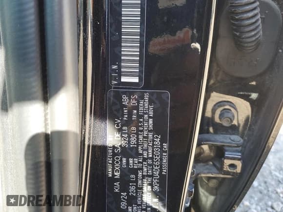 ✅ 2025 Kia K4 EX • VIN: 3KPFU4DE6SE031842 • Lot: 85396675. Wystawiony na Copart z przebiegiem 15 282 mil. Bezpłatny archiwum sprzedaży aukcyjnych z USA i szczegółowy raport historii pojazdu na DreamBid. Zdjęcie 13.