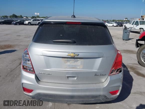 ✅ 2022 Chevrolet Trax LS • VIN: KL7CJNSM0NB545177 • Lot: 43371261. Listed on IAAI with 57,931 mi. Free auction sales archive from the USA and detailed vehicle history report at DreamBid. Image 17.