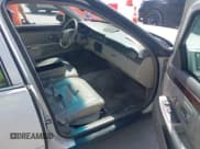 ✅ 1997 Cadillac DeVille • VIN: 1G6KD54Y4VU260513 • Lot: 42750597. Wystawiony na IAAI z przebiegiem 127 288 mil. Bezpłatny archiwum sprzedaży aukcyjnych z USA i szczegółowy raport historii pojazdu na DreamBid. Zdjęcie 5.