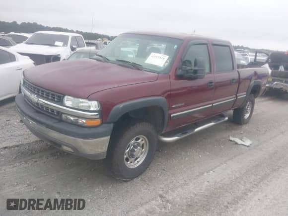 2002 Chevrolet Silverado 1500HD LT z VIN 1GCGK13U62F205030, wystawiony jako IAAI lot #42913610 z przebiegiem 263 908 mil mil oraz . Historia ofert i sprzedaży dostępna na DreamBid. Obrazek 20.