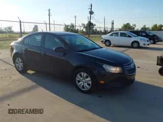 2014 Chevrolet Cruze LS with VIN 1G1PA5SH3E7487276, listed as a IAAI auction lot 43405712 with 188,002 mi miles and . Bid and sale history available at DreamBid. Image 1.