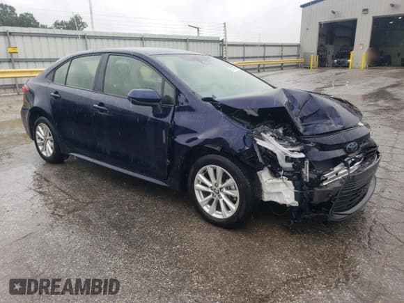 ✅ 2024 Toyota Corolla Hybrid LE • VIN: JTDBCMFE7RJ023180 • Lot: 58773855. Wystawiony na Copart z przebiegiem 22 396 mil. Bezpłatny archiwum sprzedaży aukcyjnych z USA i szczegółowy raport historii pojazdu na DreamBid. Zdjęcie 4.