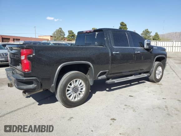 2020 Chevrolet Silverado 3500HD High Country z VIN 1GC4YVEYXLF105443, wystawiony jako Copart lot #52015675 z przebiegiem 73 070 mil mil oraz Szkoda całkowita • Salvage title. Historia ofert i sprzedaży dostępna na DreamBid. Obrazek 3.