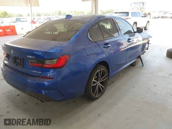 2020 BMW 3 Series 330i xDrive с VIN WBA5R7C07LFH41232, выставлен на аукционе IAAI как лот 42254792 с пробегом 47 907 миль миль и . История ставок и продаж доступна на DreamBid. Изображение 4.