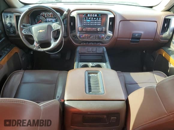 ✅ 2018 Chevrolet Silverado 1500 High Country • VIN: 3GCUKTEC3JG305053 • Lot: 60844915. Listed on Copart with 156,470 mi. Free auction sales archive from the USA and detailed vehicle history report at DreamBid. Image 8.