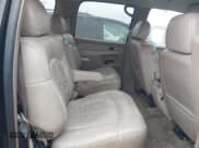 ✅ 2002 Chevrolet Suburban LS • VIN: 3GNEC16Z42G281945 • Лот: 41419037. Опубликован ранее на IAAI с пробегом 203 928 миль. Бесплатный доступ к архиву аукционных продаж из США и подробный отчёт об истории автомобиля на DreamBid. Изображение 8.