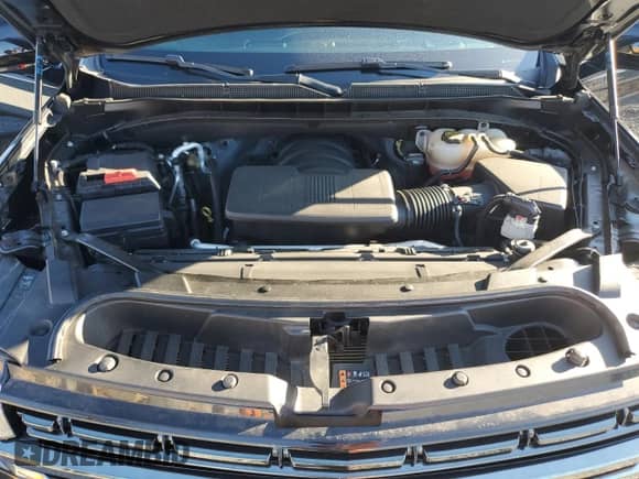 ✅ 2021 Chevrolet Suburban RST • VIN: 1GNSCEKD4MR400696 • Lot: 81223744. Wystawiony na Copart z przebiegiem 69 585 mil. Bezpłatny archiwum sprzedaży aukcyjnych z USA i szczegółowy raport historii pojazdu na DreamBid. Zdjęcie 12.