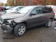 ✅ 2011 Toyota RAV4 • VIN: 2T3BF4DV3BW117929 • Лот: 43569347. Опубликован ранее на IAAI с пробегом 146 090 миль. Бесплатный доступ к архиву аукционных продаж из США и подробный отчёт об истории автомобиля на DreamBid. Изображение 14.