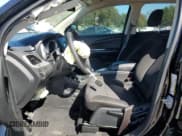 ✅ 2019 Dodge Journey SE • VIN: 3C4PDCBB3KT845563 • Lot: 82693295. Wystawiony na Copart z przebiegiem 89 397 mil. Bezpłatny archiwum sprzedaży aukcyjnych z USA i szczegółowy raport historii pojazdu na DreamBid. Zdjęcie 7.