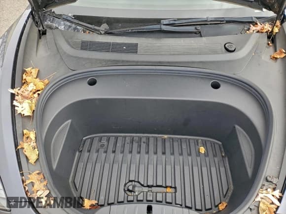 ✅ 2023 Tesla Model 3 Performance • VIN: 5YJ3E1EC8PF395886 • Лот: 95729655. Опубликован ранее на Copart с пробегом 24 745 миль. Бесплатный доступ к архиву аукционных продаж из США и подробный отчёт об истории автомобиля на DreamBid. Изображение 11.