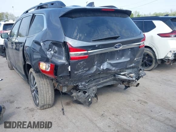 ✅ 2020 Subaru Ascent Limited • VIN: 4S4WMAPD6L3475132 • Lot: 42161897. Listed on IAAI with 73,074 mi. Free auction sales archive from the USA and detailed vehicle history report at DreamBid. Image 6.