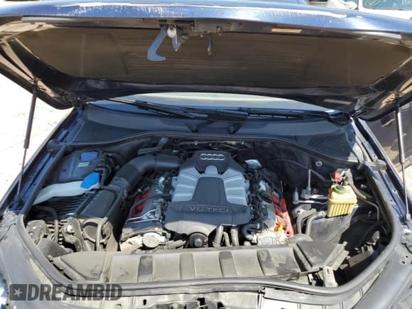 ✅ 2014 Audi Q7 S line Prestige • VIN: WA1DGAFE7ED001727 • Lot: 52205025. Listed on Copart with 82,336 mi. Free auction sales archive from the USA and detailed vehicle history report at DreamBid. Image 12.