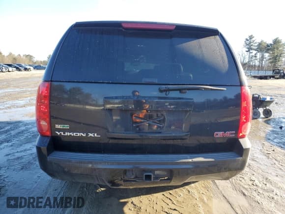 ✅ 2010 GMC Yukon XL SLT • VIN: 1GKUCKE07AR194766 • Lot: 47039155. Wystawiony na Copart z przebiegiem 184 915 mil. Bezpłatny archiwum sprzedaży aukcyjnych z USA i szczegółowy raport historii pojazdu na DreamBid. Zdjęcie 6.