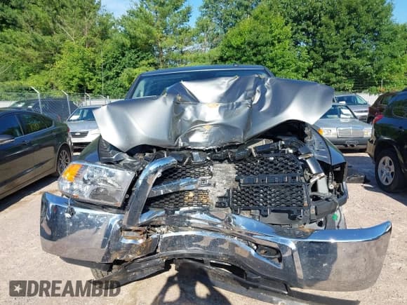 ✅ 2013 Ram 2500 SLT • VIN: 3C6UR5ML7DG559014 • Lot: 42635223. Wystawiony na IAAI z przebiegiem 170 917 mil. Bezpłatny archiwum sprzedaży aukcyjnych z USA i szczegółowy raport historii pojazdu na DreamBid. Zdjęcie 12.