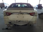 ✅ 2017 Nissan Maxima S • VIN: 1N4AA6AP7HC454651 • Lot: 84215355. Wystawiony na Copart z przebiegiem 132 713 mil. Bezpłatny archiwum sprzedaży aukcyjnych z USA i szczegółowy raport historii pojazdu na DreamBid. Zdjęcie 6.