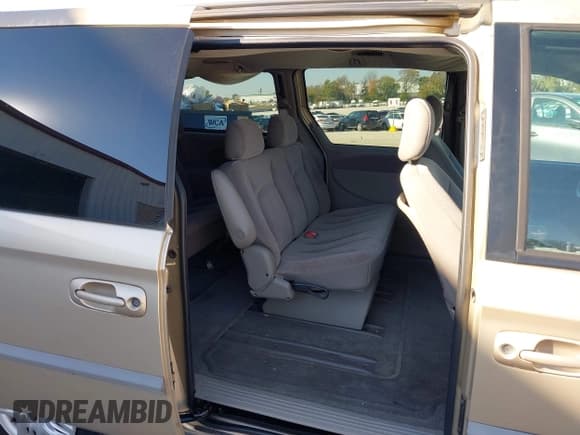 ✅ 2001 Dodge Caravan SE • VIN: 2B4GP44G41R169239 • Лот: 43599803. Опубликован ранее на IAAI с пробегом 109 755 миль. Бесплатный доступ к архиву аукционных продаж из США и подробный отчёт об истории автомобиля на DreamBid. Изображение 8.