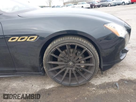 ✅ 2014 Maserati Quattroporte S Q4 • VIN: ZAM56RRA0E1084175 • Лот: 40793488. Опубликован ранее на IAAI с пробегом 70 892 миль. Бесплатный доступ к архиву аукционных продаж из США и подробный отчёт об истории автомобиля на DreamBid. Изображение 21.