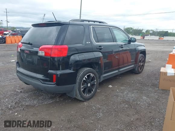 ✅ 2017 GMC Terrain SLE • VIN: 2GKALNEK4H6337099 • Lot: 43298569. Listed on IAAI with 135,702 mi. Free auction sales archive from the USA and detailed vehicle history report at DreamBid. Image 4.