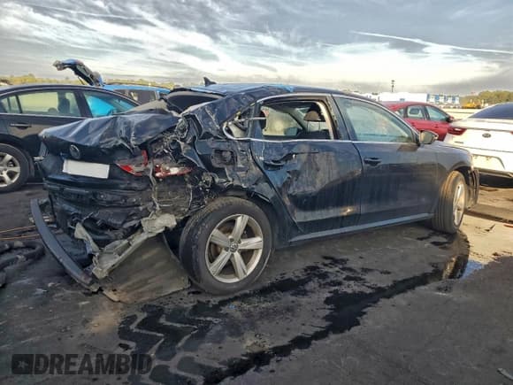 ✅ 2012 Volkswagen Passat SE • VIN: 1VWBP7A31CC034678 • Lot: 94236525. Listed on Copart with 144,835 mi. Free auction sales archive from the USA and detailed vehicle history report at DreamBid. Image 3.