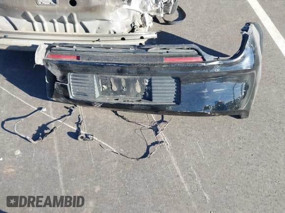 ✅ 2014 Ford Mustang V6 • VIN: 1ZVBP8AMXE5290095 • Лот: 43780662. Опубликован ранее на IAAI с пробегом 189 131 миль. Бесплатный доступ к архиву аукционных продаж из США и подробный отчёт об истории автомобиля на DreamBid. Изображение 11.