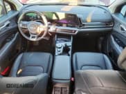 ✅ 2024 Kia Sportage SX-Prestige • VIN: KNDPXCDG9R7170980 • Lot: 92813615. Wystawiony na Copart z przebiegiem 10 532 mil. Bezpłatny archiwum sprzedaży aukcyjnych z USA i szczegółowy raport historii pojazdu na DreamBid. Zdjęcie 8.