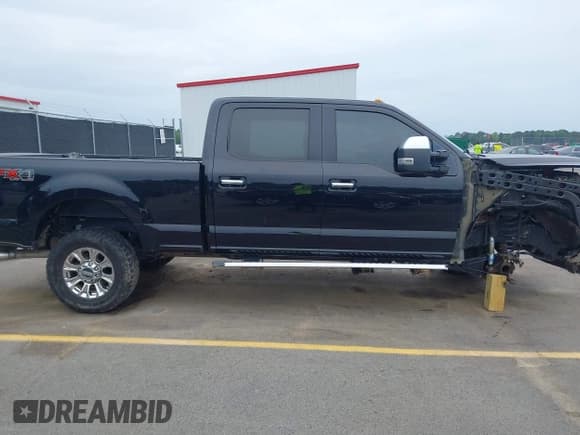 ✅ 2019 Ford F-250 XL • VIN: 1FT7W2B60KEG82555 • Lot: 42203933. Listed on IAAI with 163,407 mi. Free auction sales archive from the USA and detailed vehicle history report at DreamBid. Image 14.