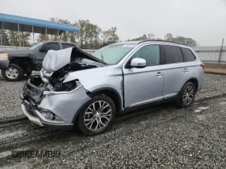 ✅ 2016 Mitsubishi Outlander SE • VIN: JA4AD3A34GZ006595 • Lot: 90036765. Listed on Copart with 196,313 mi. Free auction sales archive from the USA and detailed vehicle history report at DreamBid. Image 1.