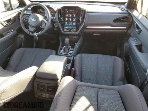 ✅ 2025 Subaru Forester Premium • VIN: JF2SLDBC2SH445442 • Lot: 87051655. Wystawiony na Copart z przebiegiem 6 829 mil. Bezpłatny archiwum sprzedaży aukcyjnych z USA i szczegółowy raport historii pojazdu na DreamBid. Zdjęcie 8.