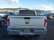 ✅ 2024 Ram 2500 Big Horn • VIN: 3C6UR5DL3RG153481 • Лот: 43425947. Опубликован ранее на IAAI с пробегом 64 512 миль. Бесплатный доступ к архиву аукционных продаж из США и подробный отчёт об истории автомобиля на DreamBid. Изображение 17.