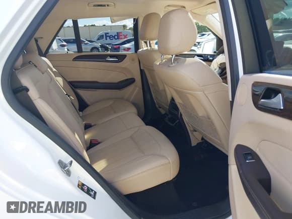 ✅ 2018 Mercedes-Benz GLE 350 • VIN: 4JGDA5JB1JB076162 • Lot: 43471273. Listed on IAAI with 115,509 mi. Free auction sales archive from the USA and detailed vehicle history report at DreamBid. Image 8.