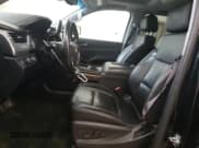 ✅ 2015 Chevrolet Suburban LT • VIN: 1GNSKJKC2FR533978 • Lot: 89491375. Wystawiony na Copart z przebiegiem 148 405 mil. Bezpłatny archiwum sprzedaży aukcyjnych z USA i szczegółowy raport historii pojazdu na DreamBid. Zdjęcie 7.