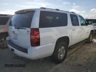✅ 2014 Chevrolet Suburban LT • VIN: 1GNSKJE70ER122317 • Lot: 76000434. Wystawiony na Copart z przebiegiem Nie podano. Bezpłatny archiwum sprzedaży aukcyjnych z USA i szczegółowy raport historii pojazdu na DreamBid. Zdjęcie 3.