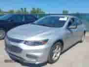 2018 Chevrolet Malibu LS с VIN 1G1ZC5ST1JF195195, выставлен на аукционе IAAI как лот 42979427 с пробегом 120 078 миль миль и . История ставок и продаж доступна на DreamBid. Изображение 2.