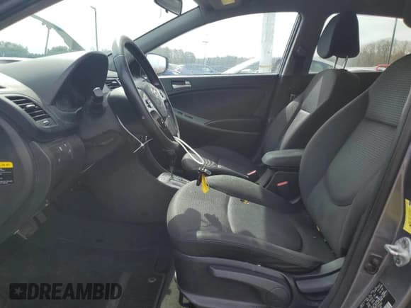 ✅ 2016 Hyundai Accent Sport • VIN: KMHCU5AE4GU270582 • Лот: 50490814. Опубликован ранее на Copart с пробегом 117 269 миль. Бесплатный доступ к архиву аукционных продаж из США и подробный отчёт об истории автомобиля на DreamBid. Изображение 7.