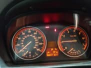 ✅ 2011 BMW 3 Series 328i xDrive • VIN: WBAPK5C53BF126072 • Lot: 91086305. Wystawiony na Copart z przebiegiem 84 317 mil. Bezpłatny archiwum sprzedaży aukcyjnych z USA i szczegółowy raport historii pojazdu na DreamBid. Zdjęcie 9.