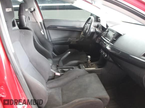 ✅ 2014 Mitsubishi Lancer Evolution GSR • VIN: JA32W8FVXEU024829 • Lot: 86867825. Wystawiony na Copart z przebiegiem 139 979 mil. Bezpłatny archiwum sprzedaży aukcyjnych z USA i szczegółowy raport historii pojazdu na DreamBid. Zdjęcie 5.