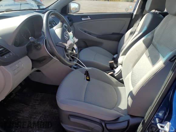 ✅ 2015 Hyundai Accent GLS • VIN: KMHCU4AE7FU843709 • Лот: 86163015. Опубликован ранее на Copart с пробегом 37 734 миль. Бесплатный доступ к архиву аукционных продаж из США и подробный отчёт об истории автомобиля на DreamBid. Изображение 7.