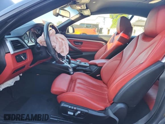 ✅ 2019 BMW 4 Series 440i • VIN: WBA4Z5C58KEE17271 • Lot: 93411595. Wystawiony na Copart z przebiegiem 30 562 mil. Bezpłatny archiwum sprzedaży aukcyjnych z USA i szczegółowy raport historii pojazdu na DreamBid. Zdjęcie 7.