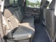 ✅ 2019 GMC Sierra 1500 SLT • VIN: 3GTP8DED7KG311871 • Лот: 81608555. Опубликован ранее на Copart с пробегом 137 405 миль. Бесплатный доступ к архиву аукционных продаж из США и подробный отчёт об истории автомобиля на DreamBid. Изображение 10.