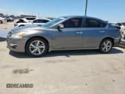 ✅ 2015 Nissan Altima SL • VIN: 1N4AL3AP5FN405135 • Lot: 67309475. Listed on Copart with 129,158 mi. Free auction sales archive from the USA and detailed vehicle history report at DreamBid. Image 1.