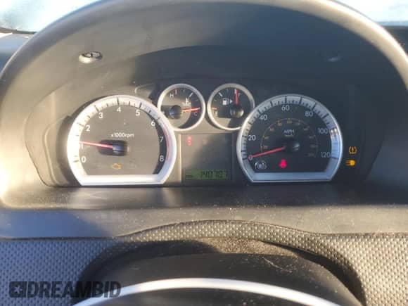 2009 Chevrolet Aveo 1LT z VIN KL1TD56E39B608752, wystawiony jako Copart lot #43245865 z przebiegiem 140 707 mil mil oraz Szkoda całkowita • Salvage title. Historia ofert i sprzedaży dostępna na DreamBid. Obrazek 9.