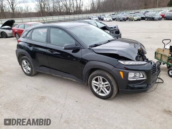 2019 Hyundai Kona SE z VIN KM8K12AA2KU285882, wystawiony jako Copart lot #71330392 z przebiegiem 49 502 mil mil oraz . Historia ofert i sprzedaży dostępna na DreamBid. Obrazek 4.